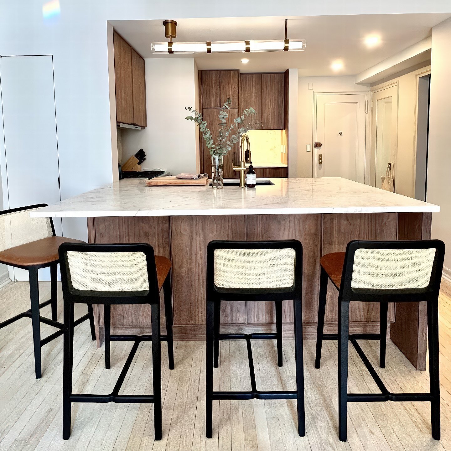 B13 mobilejpegupload-59D670DF3AF64961AFBAF169F2E005B2-topaz-high fidelity v2-1x