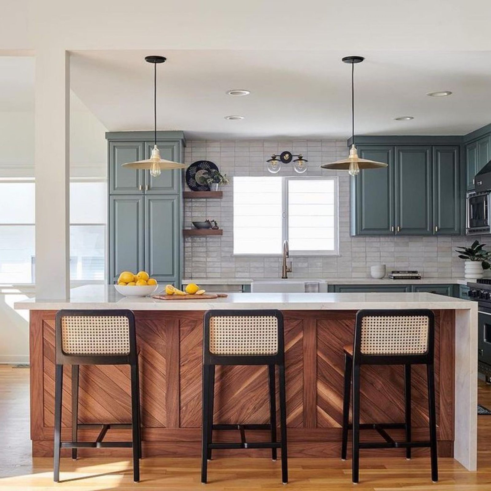 B4 Snapinsta.app_329639980_206499708705230_9042265521285043481_n_1080-topaz-high fidelity v2-1x