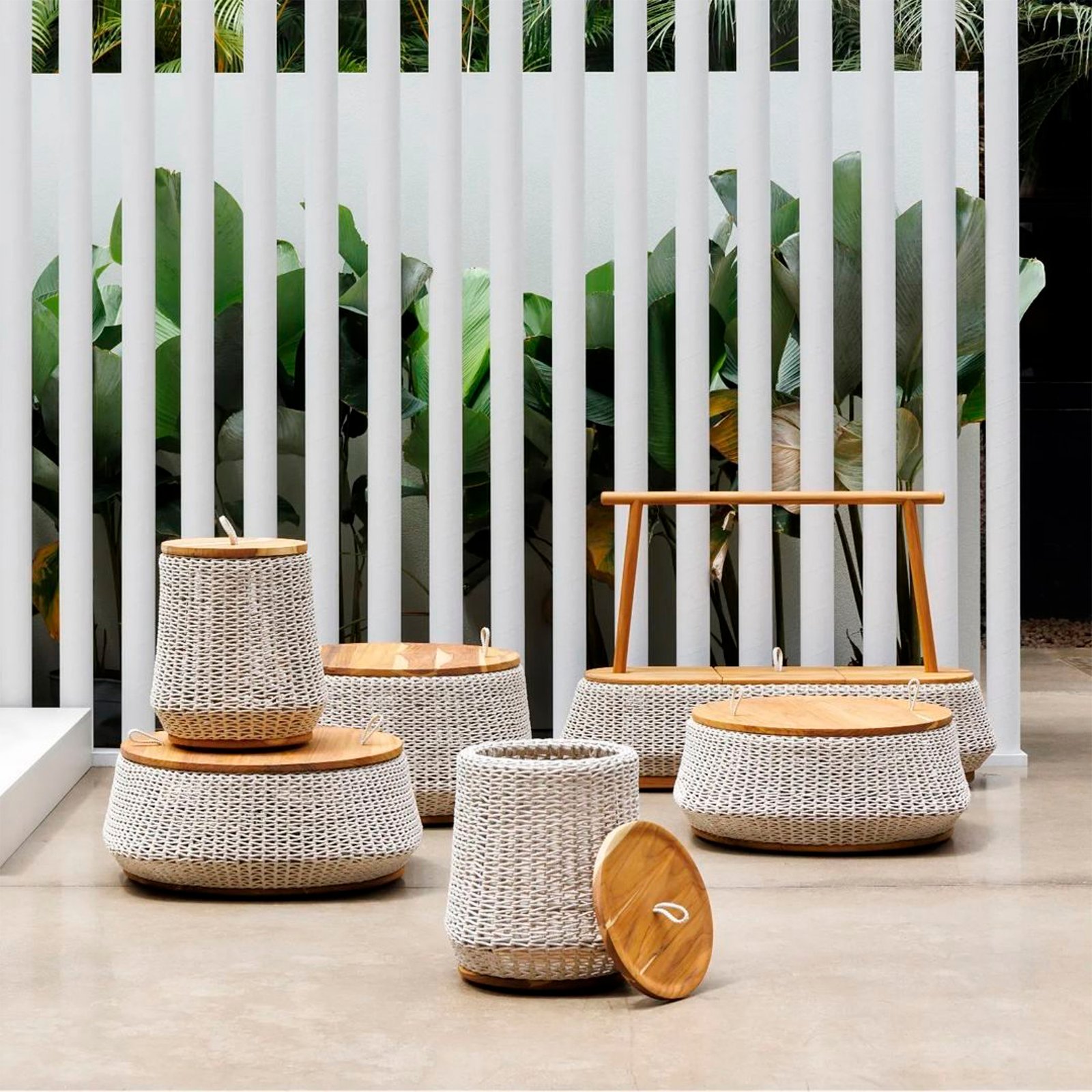 FEF36386-6342-4386-8993-C268E46501D3