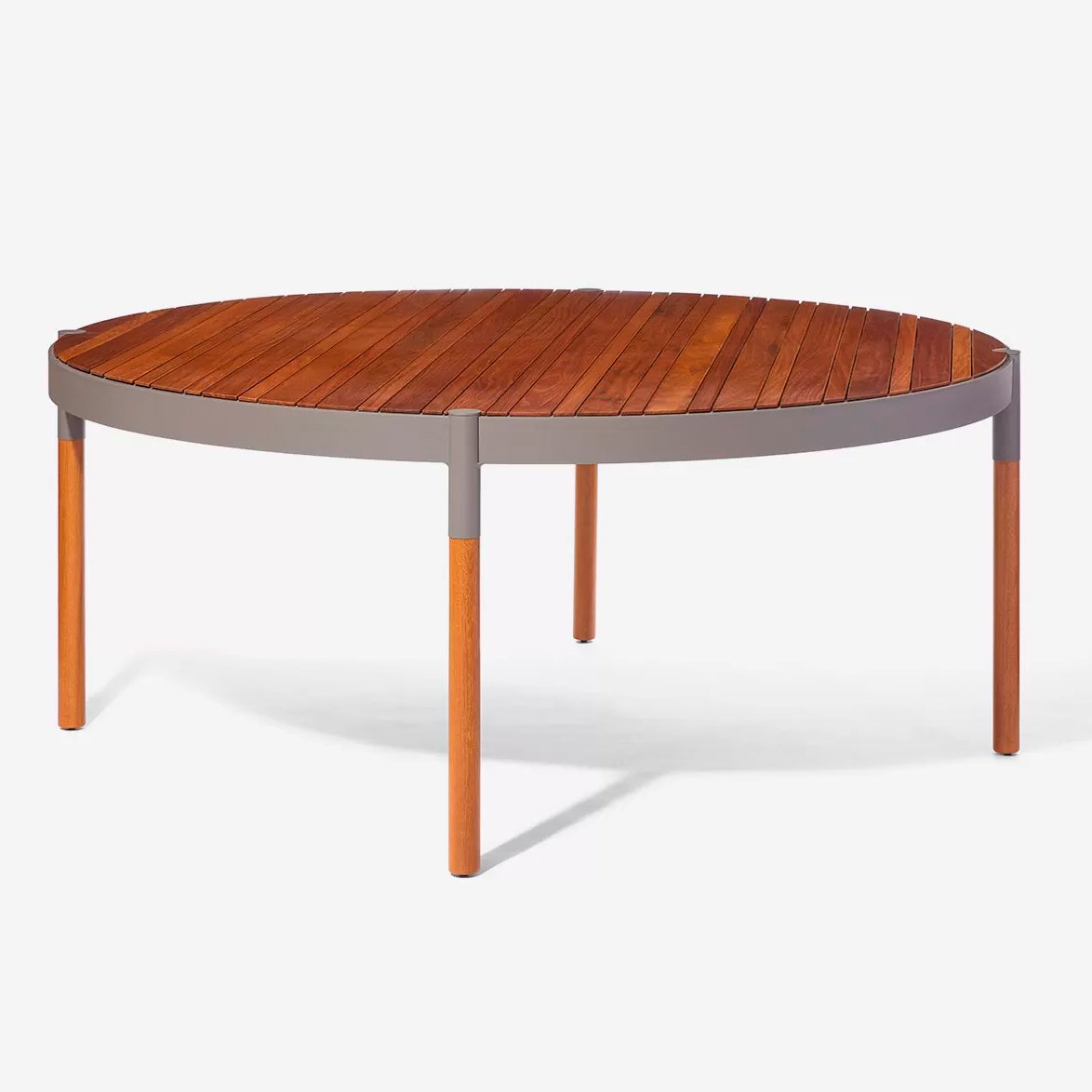 1-main-mesa-redonda-01b619b80253869983e3